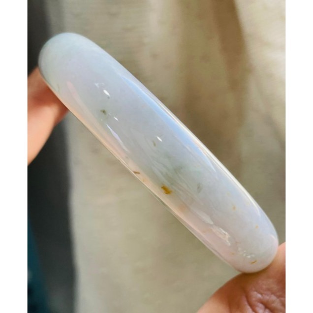 天然A貨緬甸玉 冰潤亮春彩桂花糕翡翠平安鐲55.5 18圍 甜甜粉嫩紫綠滿底色 點綴滿滿灑金小碎花 完美特色手鐲-細節圖7