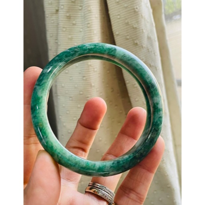 天然A貨緬甸玉 老坑花青正圈翡翠平安鐲58 19圍 起冰意境花紋 色正色滿 全透光老坑料 完整度99%-細節圖3