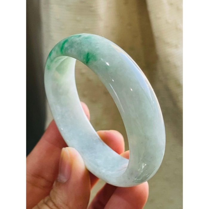 天然A貨緬甸玉 辣陽白底青寬版翡翠貴妃鐲52.8 16.5圍 帶棉 陽綠帶多色辣 完美鐲-細節圖4