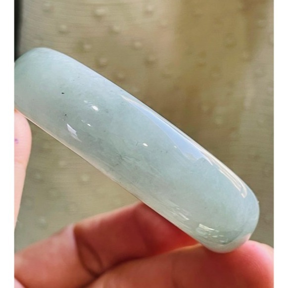 天然A貨緬甸玉 辣陽白底青寬版翡翠貴妃鐲52.8 16.5圍 帶棉 陽綠帶多色辣 完美鐲-細節圖6