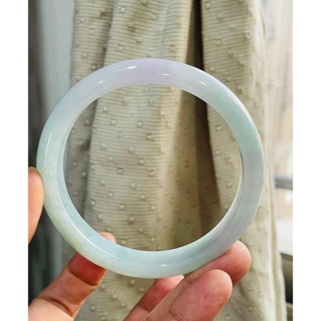 天然A貨緬甸玉 冰潤藍綠俏紫細條翡翠平安鐲60.6 19.8圍 冰藍綠為主色 幾抹粉紫 幾粒綠花 色滿不失色 完美98%-細節圖2