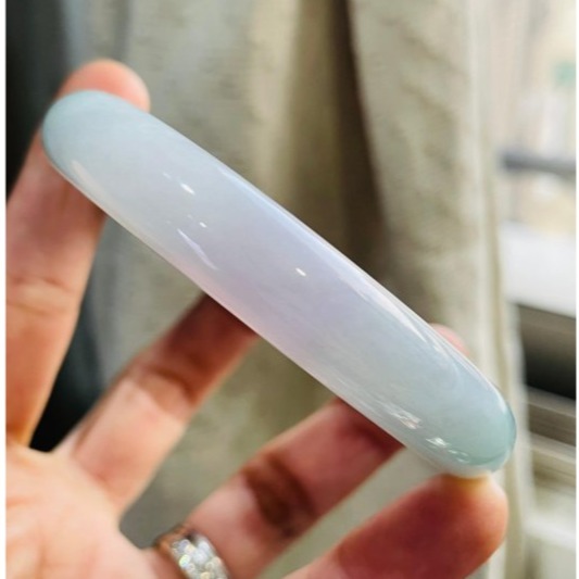 天然A貨緬甸玉 冰潤藍綠俏紫細條翡翠平安鐲60.6 19.8圍 冰藍綠為主色 幾抹粉紫 幾粒綠花 色滿不失色 完美98%-細節圖6