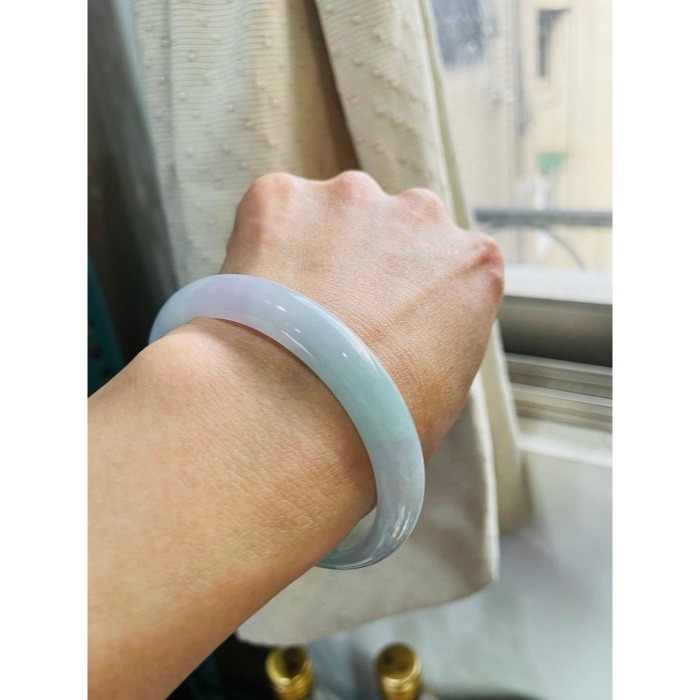 天然A貨緬甸玉 冰潤藍綠俏紫細條翡翠平安鐲60.6 19.8圍 冰藍綠為主色 幾抹粉紫 幾粒綠花 色滿不失色 完美98%-細節圖7