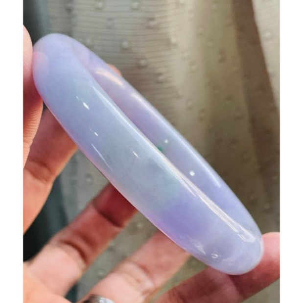 天然A貨緬甸玉 冰潤夢幻紫帶陽綠粗條翡翠圓骨鐲56.2 18.5圍 滿紅紫底色 辣陽綠點綴 12咪粗骨完美度98% 附台-細節圖6