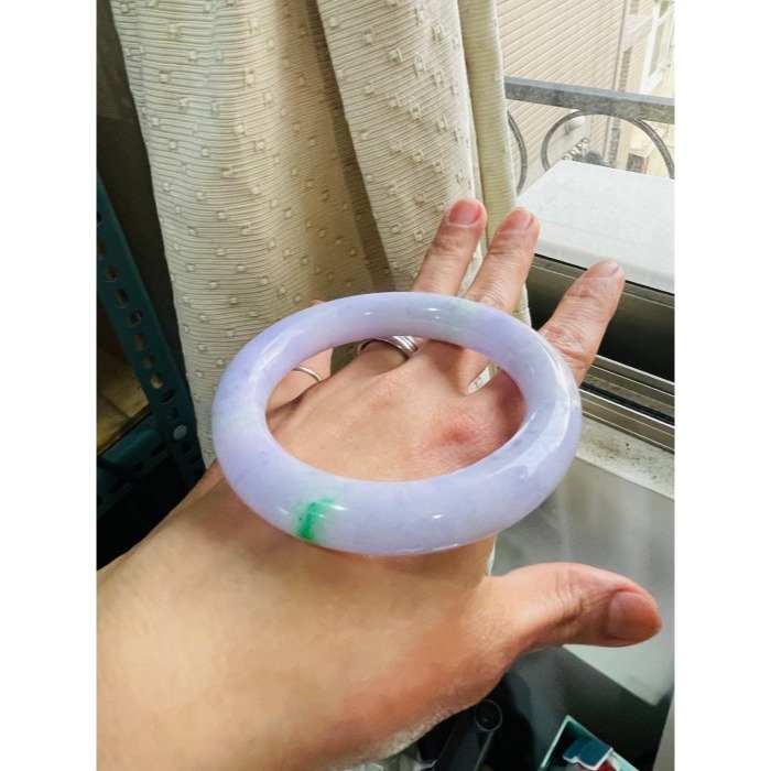 天然A貨緬甸玉 冰潤夢幻紫帶陽綠粗條翡翠圓骨鐲56.2 18.5圍 滿紅紫底色 辣陽綠點綴 12咪粗骨完美度98% 附台-細節圖8