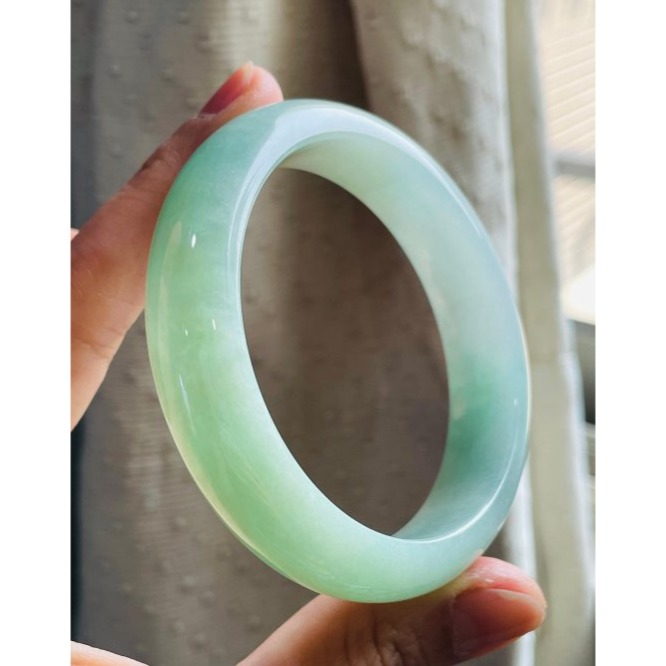 天然A貨緬甸玉 冰芙蓉綠漸層色寬版翡翠平安鐲57.7 19圍 整圈起膠底庄 果綠藍綠淡藍漸變滿色 完美度99%附台証-細節圖2