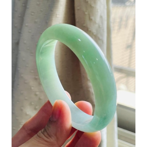 天然A貨緬甸玉 冰芙蓉綠漸層色寬版翡翠平安鐲57.7 19圍 整圈起膠底庄 果綠藍綠淡藍漸變滿色 完美度99%附台証-細節圖4