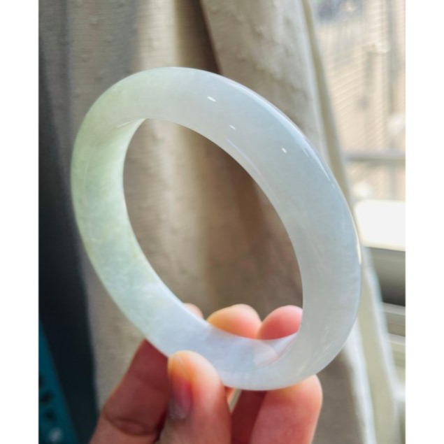 天然A貨緬甸玉 冰潤半山水色翡翠平安鐲58 19圍 乾淨晶透白冰 帶秋香綠 完美度99%-細節圖2