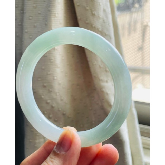 天然A貨緬甸玉 老坑藍綠圓條翡翠圓骨鐲54.8 18圍 膠潤底妝 時藍時綠雙色美感 完美度95%附台証-細節圖2