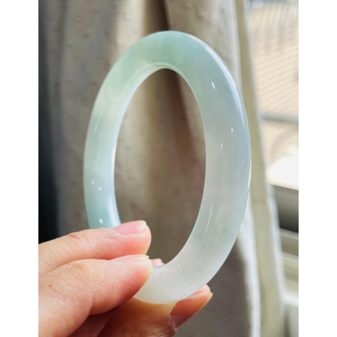 天然A貨緬甸玉 老坑藍綠圓條翡翠圓骨鐲54.8 18圍 膠潤底妝 時藍時綠雙色美感 完美度95%附台証-細節圖4