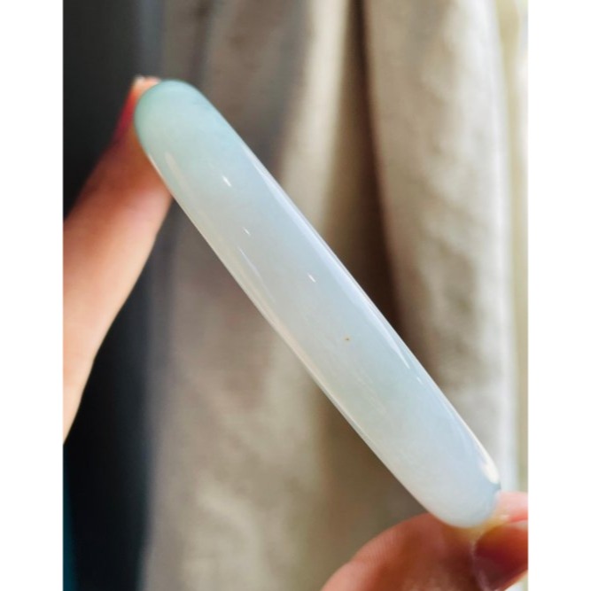 天然A貨緬甸玉 老坑藍綠圓條翡翠圓骨鐲54.8 18圍 膠潤底妝 時藍時綠雙色美感 完美度95%附台証-細節圖7