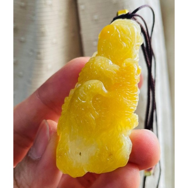 天然A貨緬甸玉 藏家件 老坑冰黃雙彩精工雕龍飛鳳舞翡翠龍鳳牌 起冰油黃巧鳳凰 白冰俏龍王 360度俏色巧雕 附台証-細節圖2