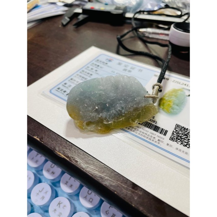 天然A貨緬甸玉 莫西沙 老坑冰黃雙彩俏色雕一念之間佛在心中翡翠佛牌 起冰金黃俏雕魔 冰藍綠巧雕佛-細節圖11