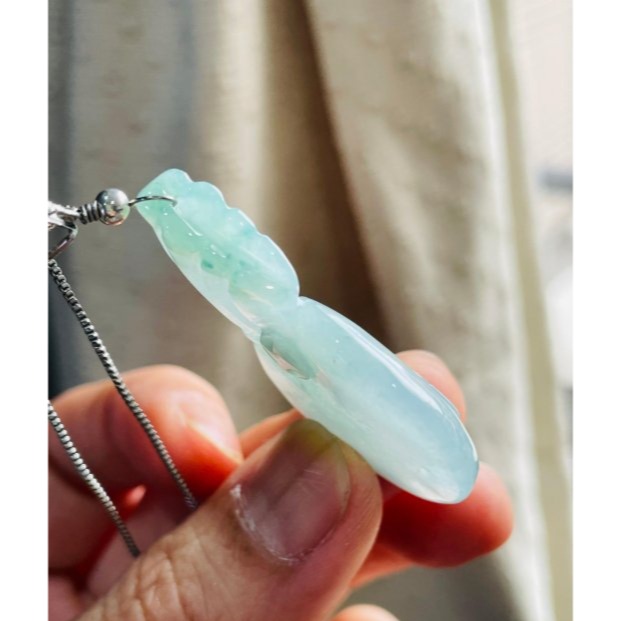 天然A貨翡翠 冰潤藍綠手工雕賺多多錢袋翡翠玉墜 勻稱滿色起冰藍綠 幾抹甜綠花點綴-細節圖5