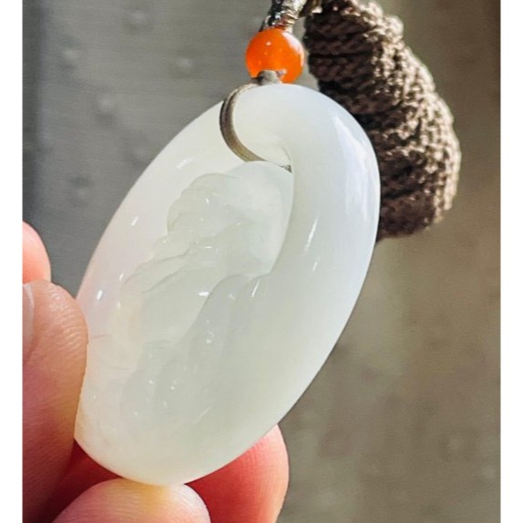 天然A貨緬甸玉 小三彩上山虎翡翠小虎牌 淡綠帶飄花再帶一抹紫 色分明乾淨-細節圖4