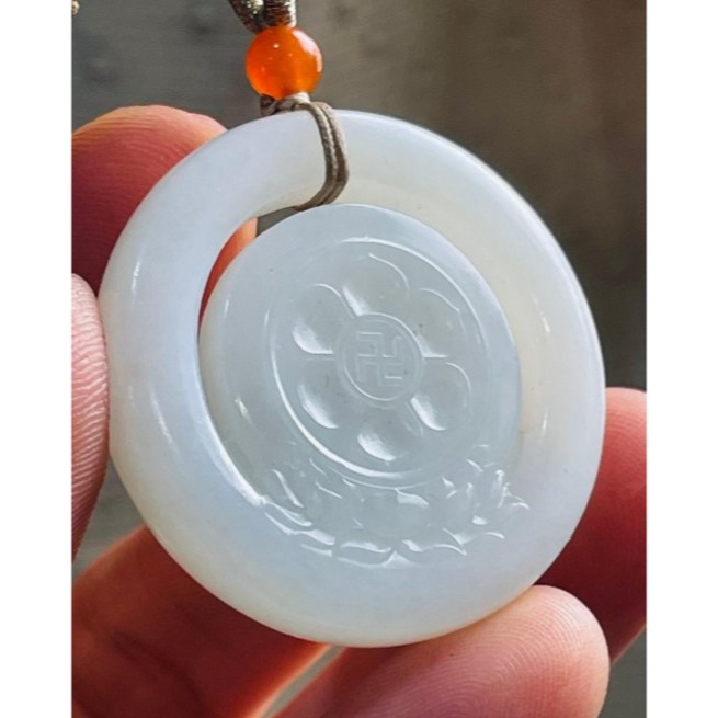 天然A貨緬甸玉 小三彩上山虎翡翠小虎牌 淡綠帶飄花再帶一抹紫 色分明乾淨-細節圖5