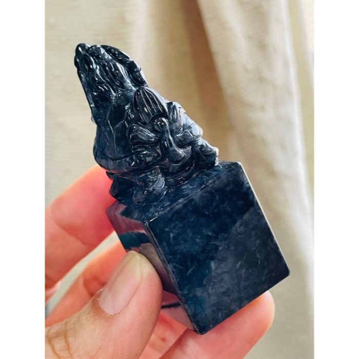 天然A貨緬甸玉 烏雞手工雕滿載而歸昂首龍龜翡翠印章/正方印/公司章 鏡面光澤 方正屹立不搖 公司用印佳-細節圖4