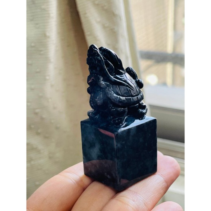 天然A貨緬甸玉 烏雞手工雕滿載而歸昂首龍龜翡翠印章/正方印/公司章 鏡面光澤 方正屹立不搖 公司用印佳-細節圖8
