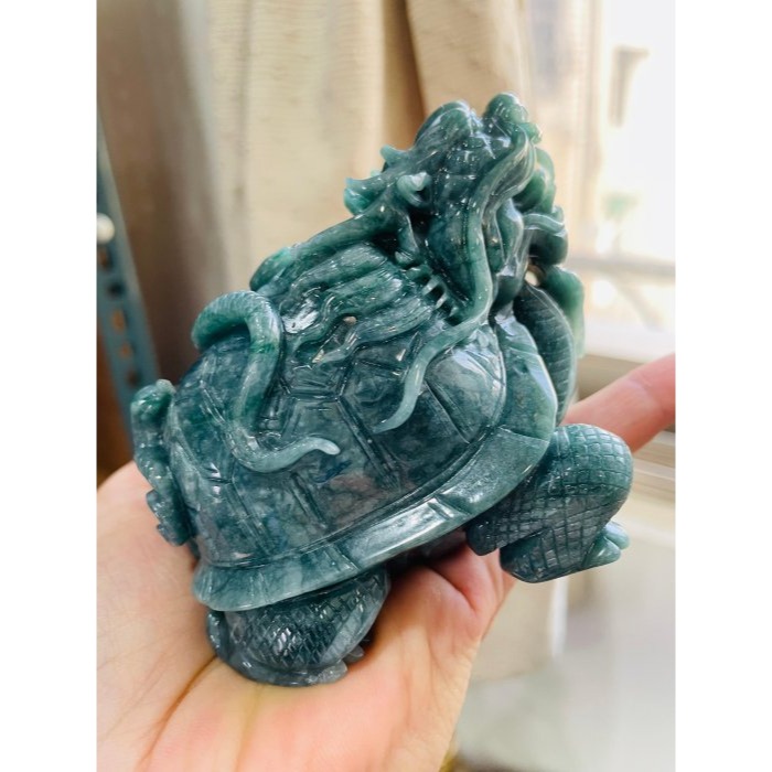 天然A貨翡翠 溫潤危綠全立體玄武翡翠擺件 細肉滿色瓜綠 菠菜綠色滿形飽滿 巨無霸小擺 無法配戴-細節圖2