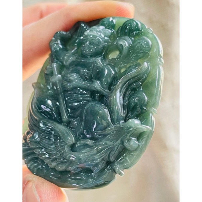 天然A貨緬甸玉 膠潤油青乘鳳九天玄女翡翠佛牌 膠感滿色油綠 油潤光澤 手持拂塵及八卦-細節圖4