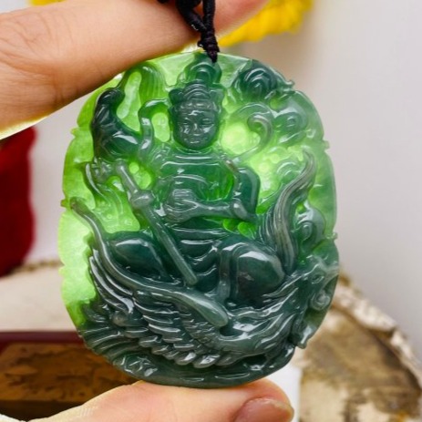 天然A貨緬甸玉 膠潤油青乘鳳九天玄女翡翠佛牌 膠感滿色油綠 油潤光澤 手持拂塵及八卦-細節圖8