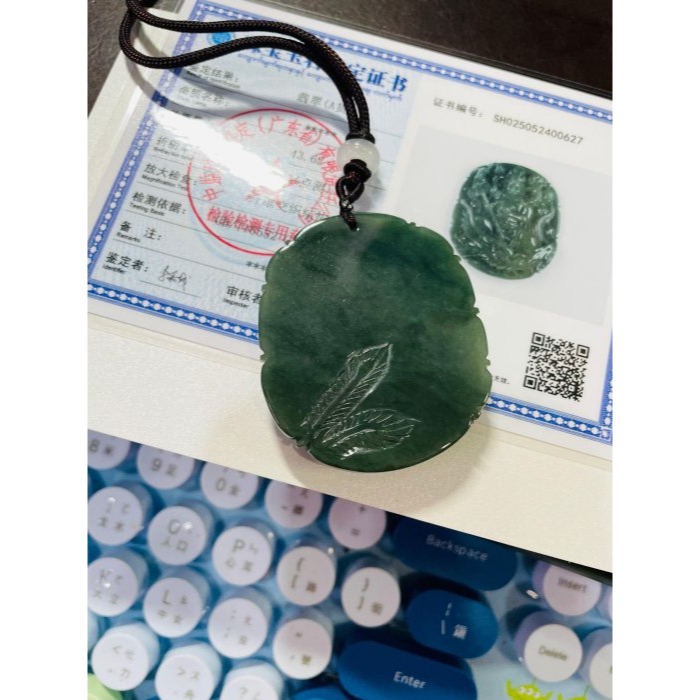 天然A貨緬甸玉 膠潤油青乘鳳九天玄女翡翠佛牌 膠感滿色油綠 油潤光澤 手持拂塵及八卦-細節圖11