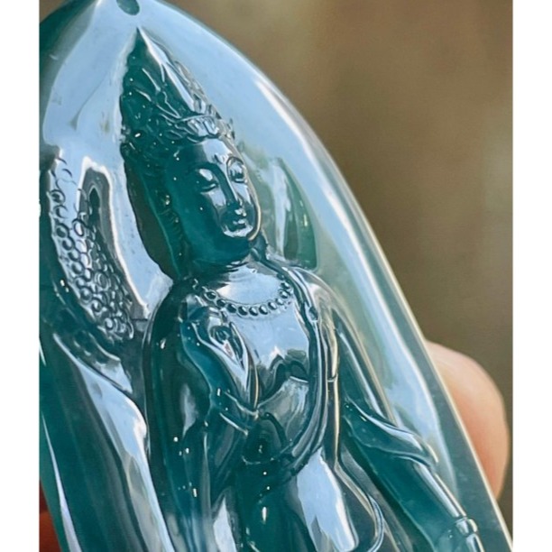 天然A貨翡翠 高冰危綠雙面精雕御龍淨瓶觀音翡翠佛牌 滿綠透字冰種瓜料 精開慈悲莊嚴法像-細節圖2