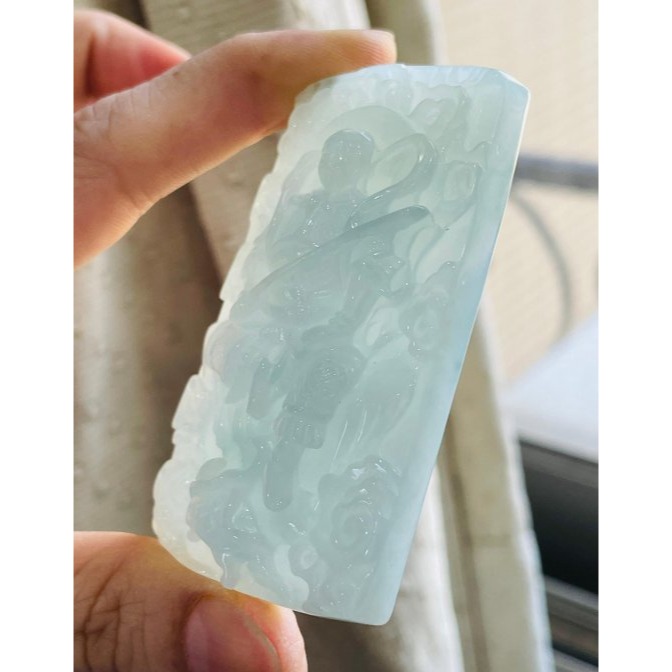 天然A貨緬甸玉 老坑冰膠藍綠精工雕玄天上帝翡翠玉牌 滿色起冰老坑冰綠料 厚庄方正透手影 獨家版法像精開滿版雕工-細節圖4
