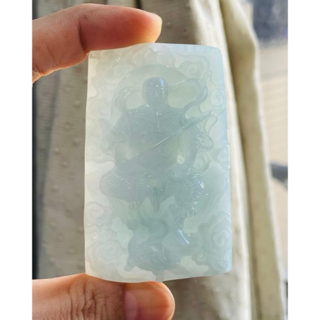 天然A貨緬甸玉 老坑冰膠藍綠精工雕玄天上帝翡翠玉牌 滿色起冰老坑冰綠料 厚庄方正透手影 獨家版法像精開滿版雕工-細節圖8