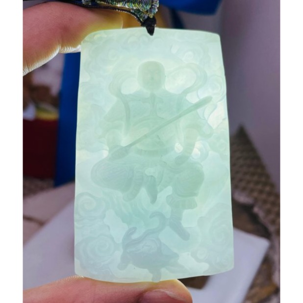 天然A貨緬甸玉 老坑冰膠藍綠精工雕玄天上帝翡翠玉牌 滿色起冰老坑冰綠料 厚庄方正透手影 獨家版法像精開滿版雕工-細節圖9