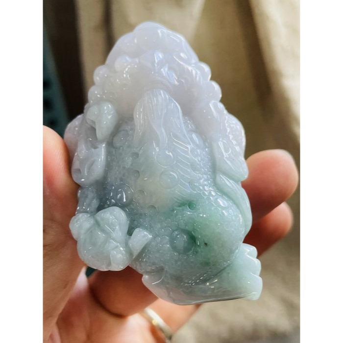 天然A貨緬甸玉 老坑藍綠半山水手工雕代代相傳帶子三腳金蟾翡翠擺件 膠潤底庄 漸變雙彩色 昂首緊咬錢 財源滾滾-細節圖5