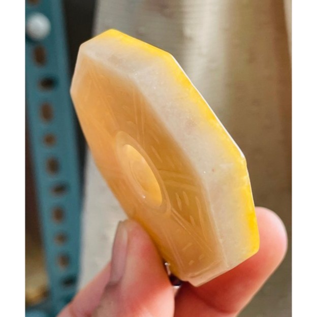 天然A貨緬甸玉 老坑黃雙彩太極大八卦翡翠玉墜 起冰橘黃霧層成色飽和 包滿色雪梨肉 大塊有份量-細節圖6