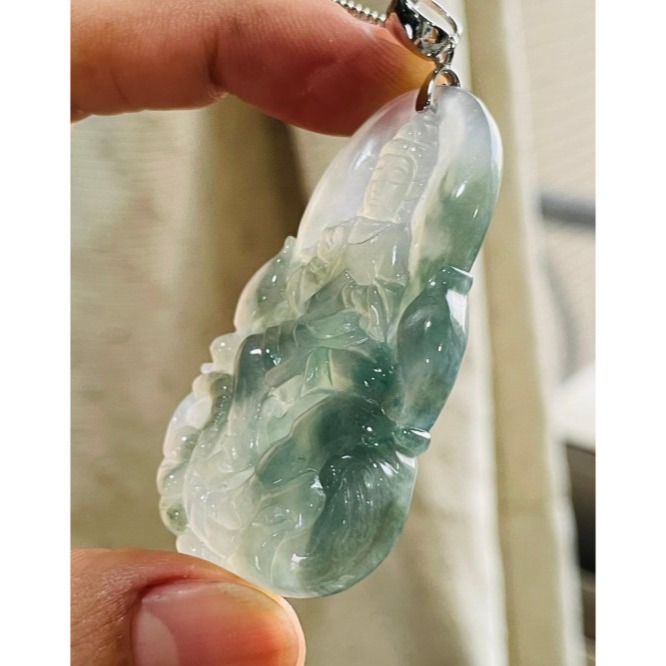 天然A貨緬甸玉 高冰牛仔藍飄花普賢菩薩翡翠佛牌 玻璃白冰為底 大抹藍花點綴 磨砂精緻法像 完美一刀切牌形-細節圖5