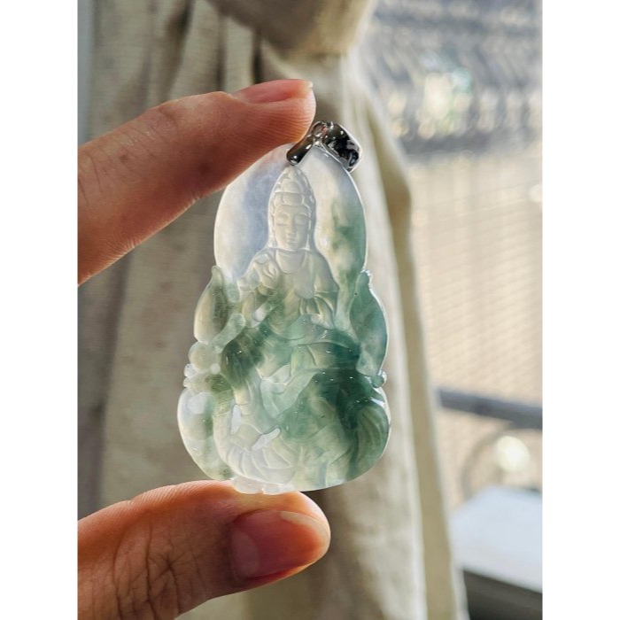 天然A貨緬甸玉 高冰牛仔藍飄花普賢菩薩翡翠佛牌 玻璃白冰為底 大抹藍花點綴 磨砂精緻法像 完美一刀切牌形-細節圖8