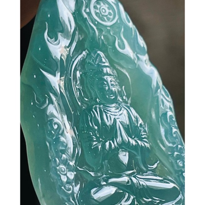 天然A貨緬甸玉 木拿 冰種薄荷綠坐蓮合掌觀音翡翠118K玉墜 木那放光勻稱滿綠色 完美一刀切 附台証-細節圖2