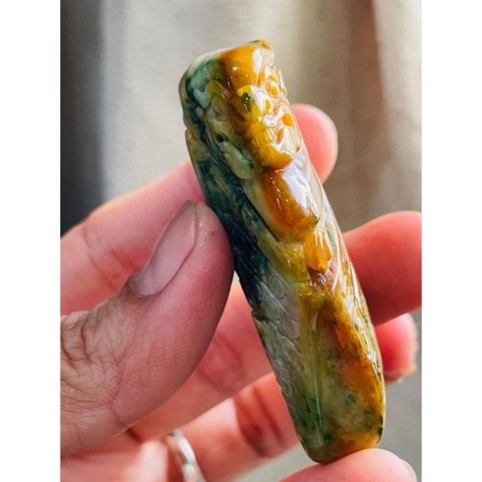 天然A貨緬甸玉 老坑三彩手工巧雕望子成龍翡翠龍牌 油潤騰衝老料 厚黃霧包三彩肉 色滿色辣 巧螭龍豼貅 飛黃騰達代代相傳-細節圖5