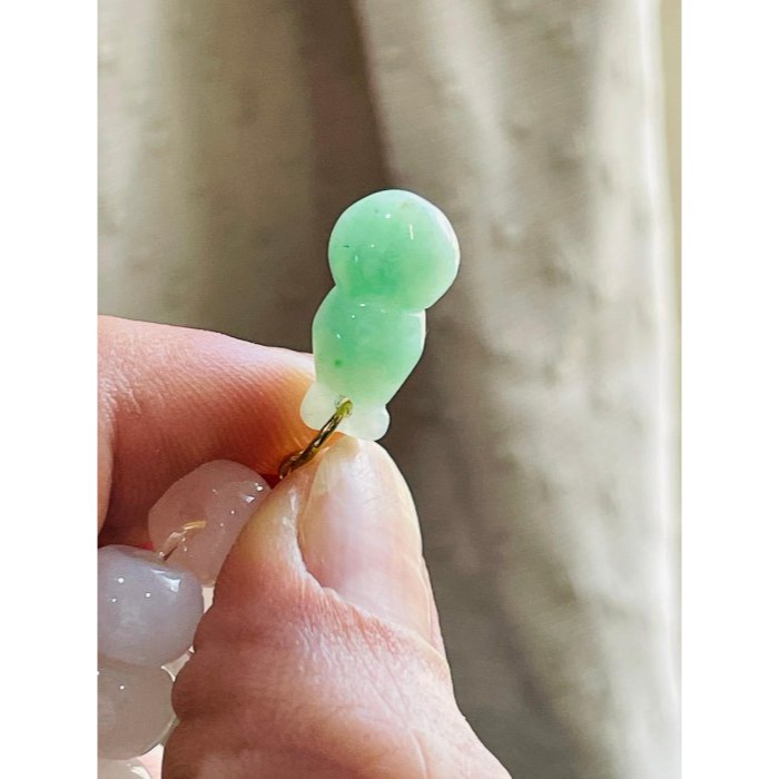 天然A貨緬甸玉 冰潤綠飄花福祿葫蘆翠隨意扣 滿綠底色 陽綠飄花點綴 飽滿小巧 完美-細節圖7