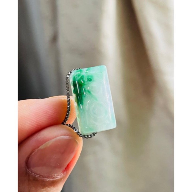 天然A貨緬甸玉 冰飄花回紋雕仿古龍翡翠頂珠玉墜 冰起光感潤 冰辣綠花 方塊小龍珠-細節圖3