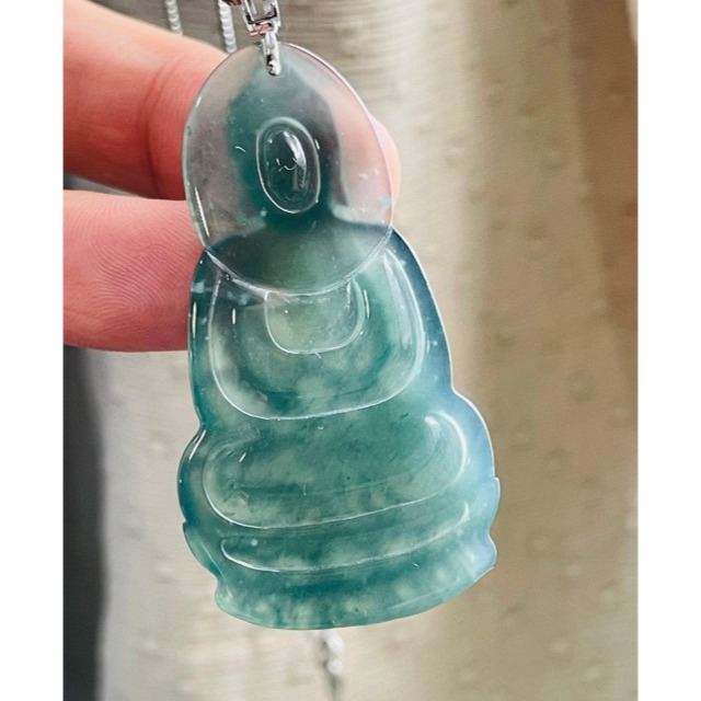 天然A貨翡翠 冰玻危綠精雕大日如來翡翠18K金佛墜 滿綠透字玻璃種瓜料 精開莊嚴慈悲法像-細節圖5