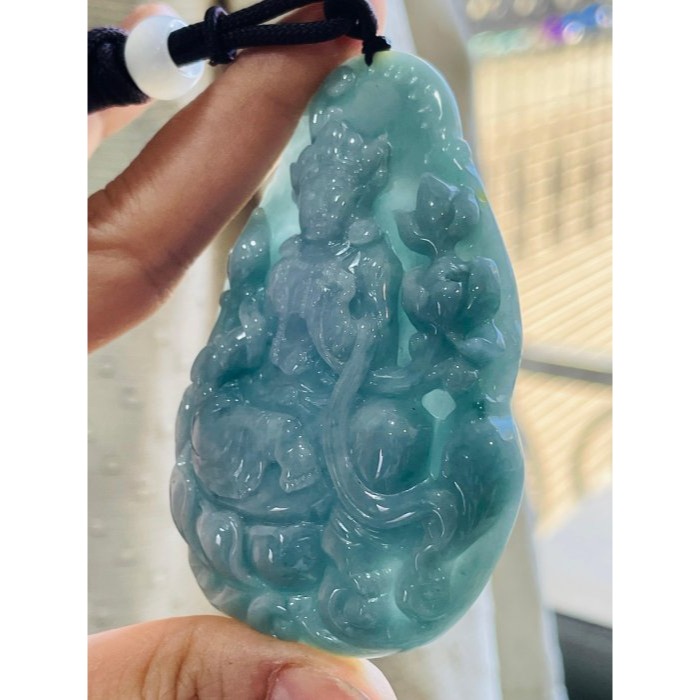 天然A貨翡翠 細潤危藍雙面雕度母翡翠佛牌 溫潤全透光滿色 厚庄大器牌形 雕工精緻-細節圖5