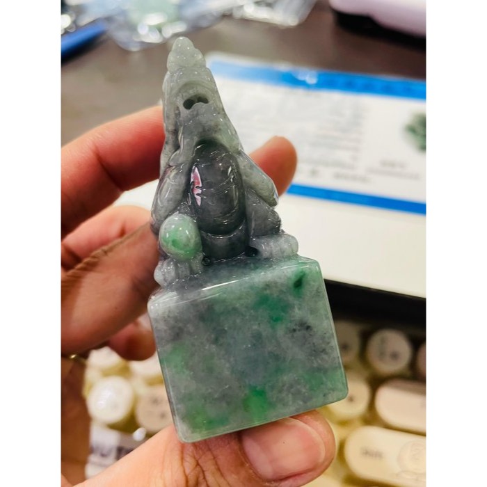 天然A貨緬甸玉 老坑冰烏雞綠手工雕滿載而龜昂首龍龜翡翠印章/方印/公司章 冰膠油瞤 滿滿辣綠 尊貴大器印-細節圖9