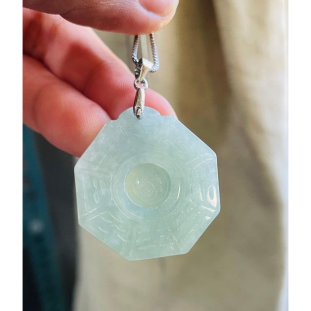 天然A貨緬甸玉 冰潤晴藍太極八卦翡翠玉墜 起冰滿綠底色 晶透帶色有水頭 大小易配戴-細節圖3
