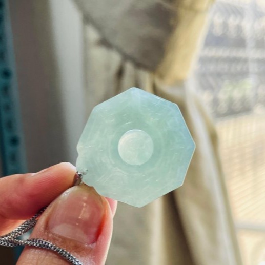 天然A貨緬甸玉 冰潤晴藍太極八卦翡翠玉墜 起冰滿綠底色 晶透帶色有水頭 大小易配戴-細節圖6