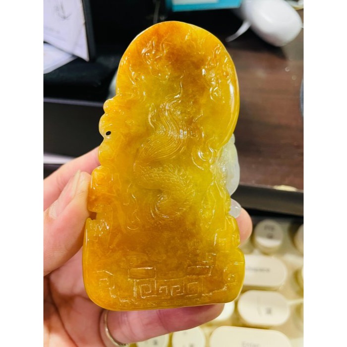 天然A貨緬甸玉 藏家件 老坑冰三彩大師精工御龍三面六臂大黑天翡翠佛墜 冰春彩油黃水石料 色滿分明 絕頂好料霸氣雕工 三證-細節圖10