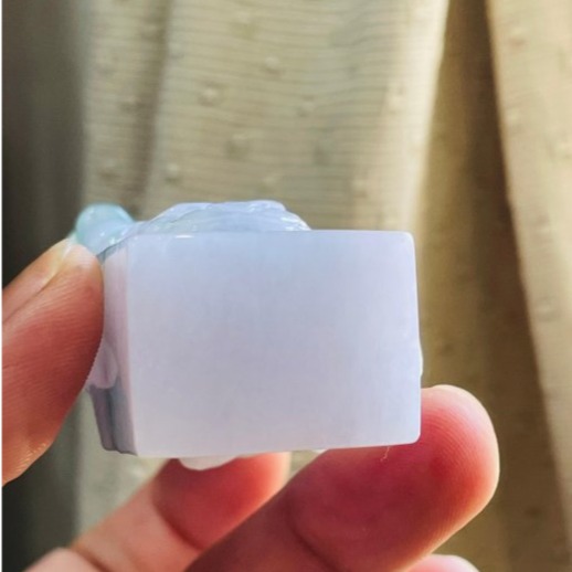 天然A貨緬甸玉 老坑冰飄花手工精雕步步高升招財貔貅翡翠印章/方印/收藏印 冰膠粉紫晴綠底色 滿滿靈動藍花 附台証-細節圖8