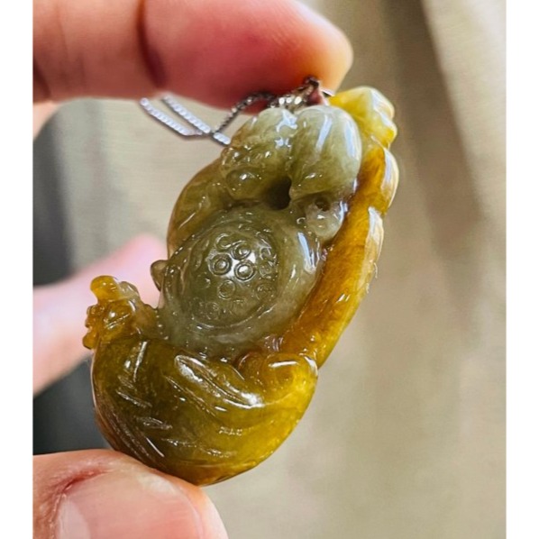 天然A貨緬甸玉 溫潤糖黃漸變手工巧雕福壽雙全翡翠玉墜 油潤滿黃肉 厚度足工立體 不柴全透光-細節圖2
