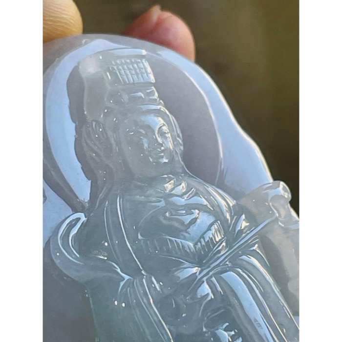 天然A貨緬甸玉 冰亮春彩雙面精工獨家版天上聖母/提燈媽祖翡翠佛牌 厚庄膠底妝 勻稱粉紫藍綠滿色 千順護航祖廟加持 精工小-細節圖2