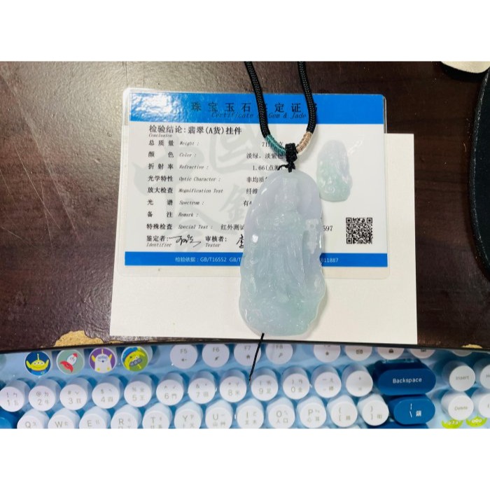 天然A貨緬甸玉 冰亮春彩雙面精工獨家版天上聖母/提燈媽祖翡翠佛牌 厚庄膠底妝 勻稱粉紫藍綠滿色 千順護航祖廟加持 精工小-細節圖11