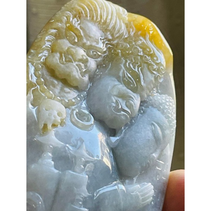 天然A貨緬甸玉 老坑油黃雙彩俏色巧雕佛魔一念之間翡翠佛墜 冰潤檸檬黃 膠潤淡綠肉 色分明 雕工剛柔並濟-細節圖3