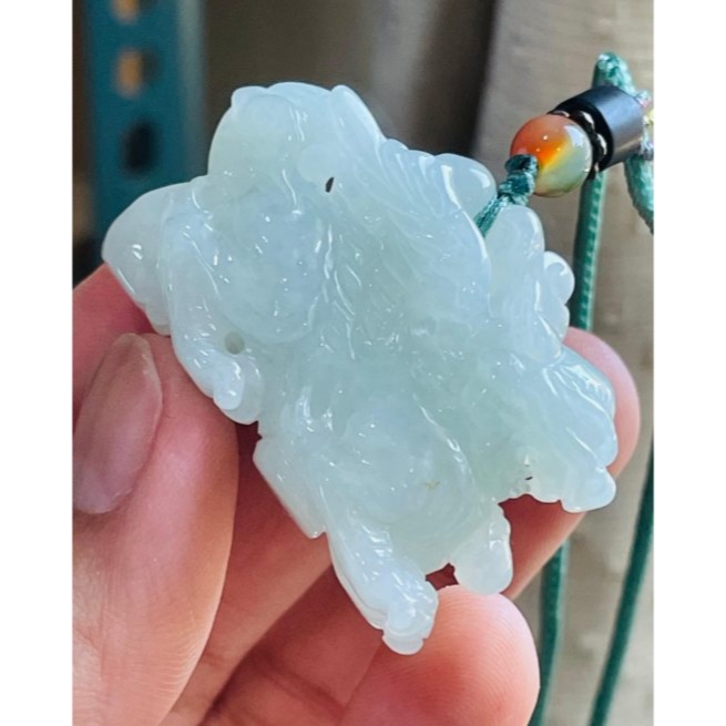 天然A貨緬甸玉 老坑藍綠全立體飛天貔貅翡翠玉墜 冰膠滿色藍綠 色滿勻稱清雅 霸氣鏤空手工精雕-細節圖3